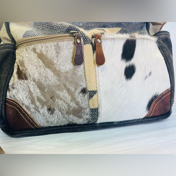 MYRA BAG Shoulder cowhide Bag purse, Two Side Pockets. - Picture 2 of 7